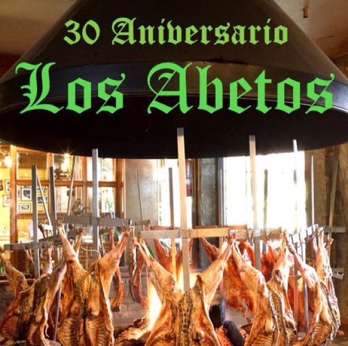 La calidad y el buen gusto al servicio de la buena mesa. Desde 1982 somos  el Restaurante Asador de las Rías Baixas.