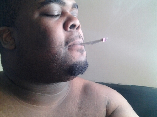 TarellT's profile picture. Mr. OMG frm Smithland Tx(da 4)jus doin me n I dnt gve a F bout wat u doin...luvin father n boifriend...smke sumthn C...