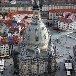 Dresden trough the eyes of a native. Join a #Dresden walkabout with volunteers for free. Coming soon: http://t.co/P8jnNJjiFt