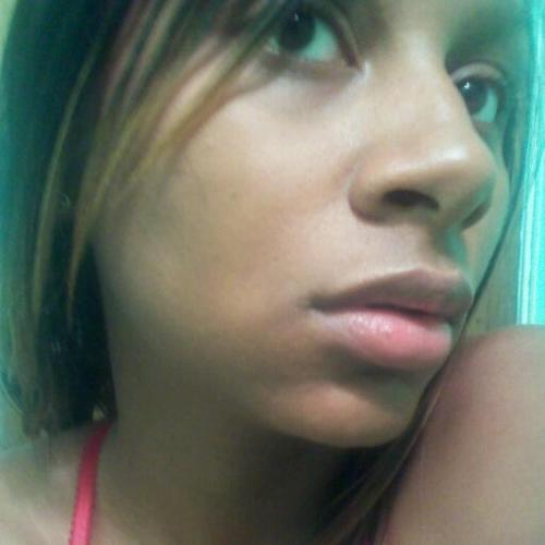 IRockRedLipstic's profile picture. Live your life with your own expectations #teamfollowback #teamprettygirl #teamproudmom #teamfuckyouropinion  #teamIhateoldassdrivers #teamgemini