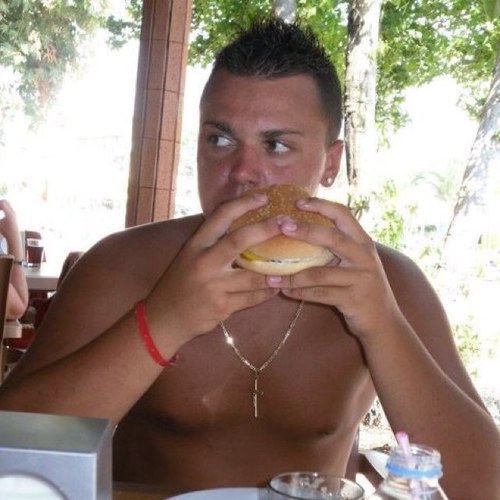 Arno046's profile picture. 