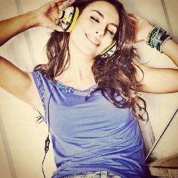 Se amar fosse crime, eu já deveria estar na cadeia por tanto amor a você @melfronckowiak  | Since: 23.17.12 |