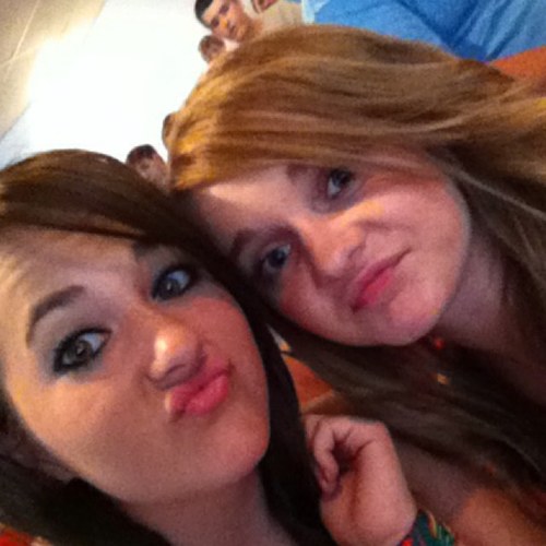 steponme1298's profile picture. Singer-Christian-Love to dance