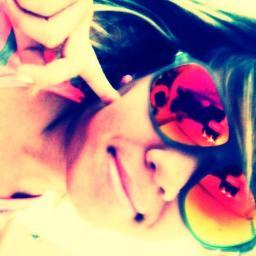 ∿ '  miinha , vida so eu quem viivo , e vc que gsta de fala dela ,  ra !  so simplimente aquilo que vc conhece verdadeira e uninca , teamo irma @ritinha_C