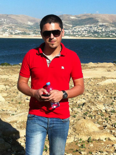 oush411's profile picture. 