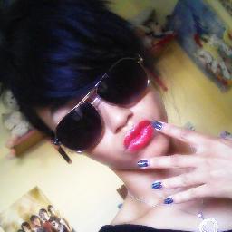 Alegre Por que tengo a mi lado lo Q mas amo ♥