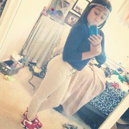 15. Bisexual. |Single |
 | Follow My Babyy: @Love_LetsUsDown ❤☺ |