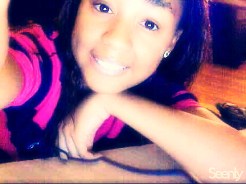 091612_'s profile picture. -His Weed? I Roll That. His Heart? I Hold That. His Back? I Got That. His Wife? I Am That. My Role? I Play That. We're Happy? They Hate That.  :P