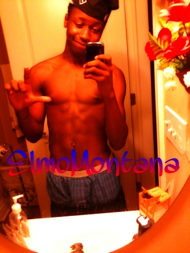 Fuck all da opps MMG run this bitch follow my team @Iam_cadoe1300 , @INeed2Cupz & @MMG_1300
