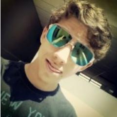 ''Hoje eu acordei sem ter quem amar, mas aí eu olhei no espelho e vi, pela primeira vez na vida, a única pessoa que pode realmente me fazer feliz.''