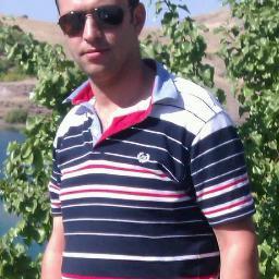 insanları tanımaya çalışma sadece onlarla yaşa gitsin :)