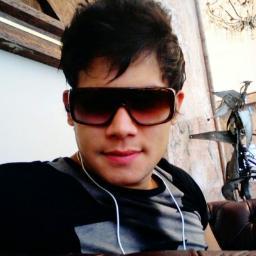Eu até tentei fazer uma bio legal, mas o Israel me chamou pra rebolar com ele, então eu fui né. Morena Poema do Rael Jr. Since: 06.09.2012.