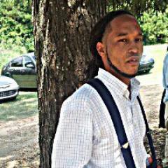 Simple guy. Enjoys just seeing you smile. Always think positive NO Matter what. It be a lot on my mind so Follow.