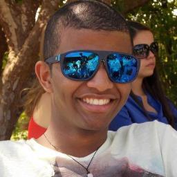 Aqui é onde eu irei falar um pouco sobre mim... Mas não agora!