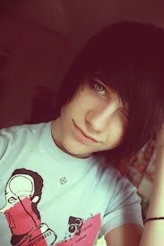 I'm in love with @Michformhell and in a band with him & gay :) follow my sister @leanaAfuckingA, i love her & she is so cute :)follow me motherfuckers ;)