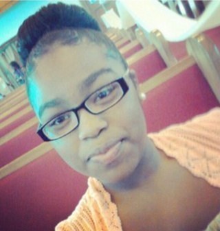 i dont really need a bio but follow me on instagram @__youngforeverr