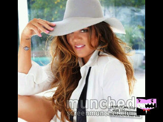 A kardashian fan and second cusuns from cape town I'm kris sisters chils chils