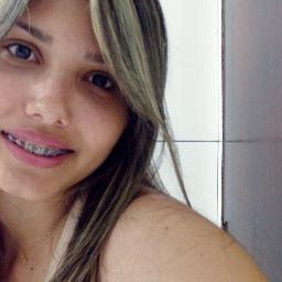 Follow -Me ♥