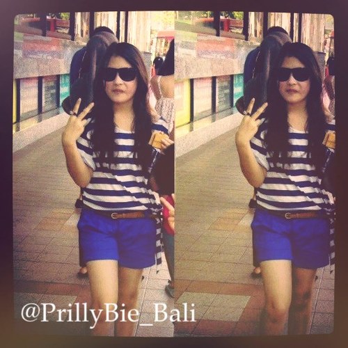 Keep support @prillybie! ♥ admin @oliviaawijaya , @CantikaL_23 ,@CanrichaP disini banyak foto-foto sama info2 tentang prilly!;)followed:@RowienaJS @PrillyBie