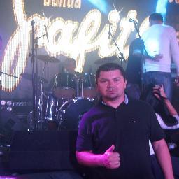 SOU UM SEGUIDOR DA BANDA GRAFITH ETERNAMENTE!!