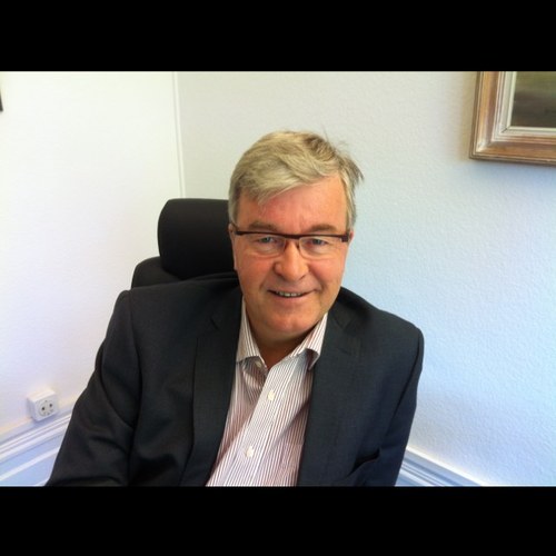 Former Secretary General World YMCA. Now on the top of the World in Kirkenes, Norway, working as a Church Minister, preaching to whales and seals and seagulls.
