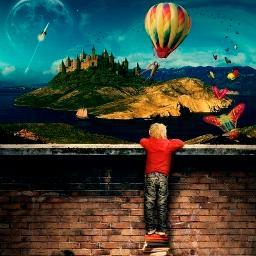 Тренинговый интернет-центр Мир вебинаров - молодая, перспективная компания, сфокусировавшая свое внимание на организации и проведении интернет-тренингов