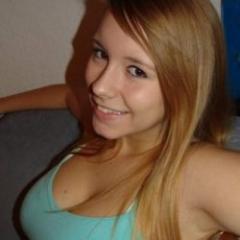 incestpics's profile picture. 