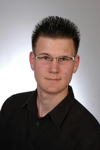 Musik liebhaber , metler\m/, Computer freak, Hobby Ton u. lichttechniker usw...