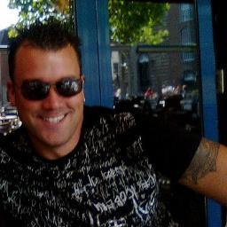 Was radio DJ bij MidlandFM..... 
Drive in DJ op verschillende (buiten) feesten etc. 
Geluid technicus  bij evenementen, Barman.
En ik Twitter veel