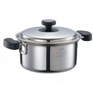 調理器具の一種で、食材に火を通すための物であり、煮物・茹で物・揚げ物等の調理法に利用される、比較的深さがある道具