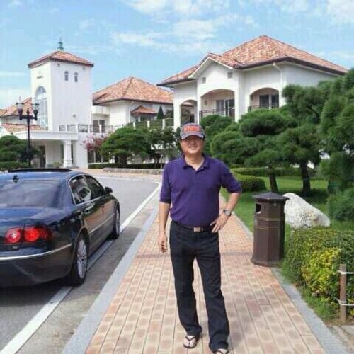 Thank108's profile picture. 조그마한 건설사 소속으로 UAE 아부다비에서 2010년 4월부터 근무 하고 있는. 40대 후반의 평범한 소시민이지만 마음만은 항상 진보를 추구 합니다!