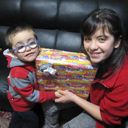 CamilabelenPerz's profile picture. me llamo camila 
tengo 10 años
vivo en temuco 
estudio en el colegio de aplicacion 
me gusta hablar mucho y soy inqueta :D
bailo musica de regetoon