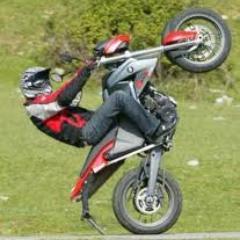 iraklisanatolit's profile picture. 