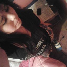 HoLiwis *-*
Jajaja Soy De VaLdy.=)
Soy Una Loqita ShimpaTica
Wena PaL Leseo Juijuij
Y Nada Me Gusta Solamente Vivir El MomenTo 3