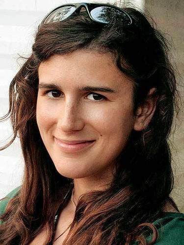 ChristinaBerg16's profile picture. Ich komme auf leisen aber bunten Socken...