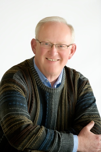 Speaker, trainer and author of Thanks! GREAT Job! and 13 Reasons that Managers Are “Unlucky” When Making Hiring Decisions.I have 2 amazing grandchildren.