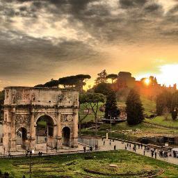 Shukrihusari's profile picture. 