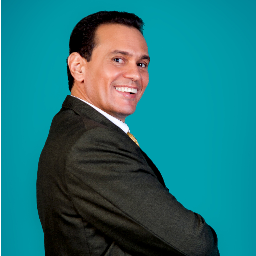 Ingeniero Civil, Actor de Teatro y cine, dramaturgo y guionista en Santo Domingo, Republica Dominicana.
