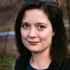 Frilansande mat- och restaurangskribent med bas i Köpenhamn. Delägare och matkaravanguide på  Matkaravan Malmö. Tweets är mina egna.