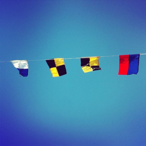 This is Issy Ray's Twitter page about loving live in Cornwall, and everything going on around us!