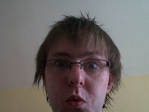 Mickey_Staples's profile picture. Hi all. I'm helping disabled children play sport for the first time. If you want to help, just send me a tweet.