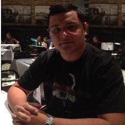 Escritor e leitor voraz, colaborador do site Neil Gaiman Brasil, Mestre de Rpg. Um cara analógico num mundo digital.