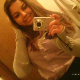 Thainna Sousa , 13 anos, ariana , gorda,  timida :$ , ciumenta e namorada do mozinhoo @RapaizForgado s2