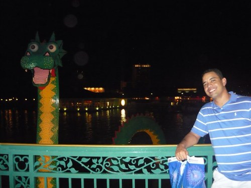 ojlopez21's profile picture. 