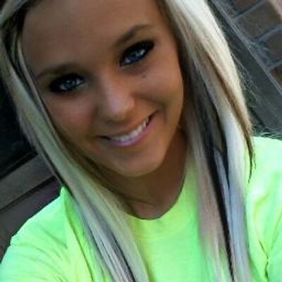 Hair Dark Eyebrows Bleach Blonde Porn - Lexxi Teofan Holly on Twitter: \