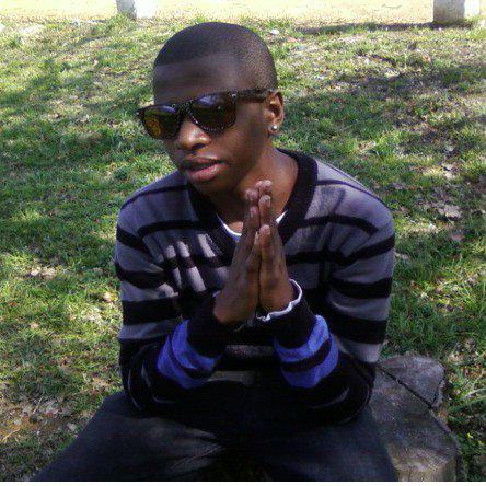 Funny tweets Parody account, I am in no way Affliated with #Isaac Mbabama(^_*)