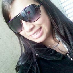 pisciana, sonhadora, determinada ;)

amar? faz parte, mas deixa pra depois :*