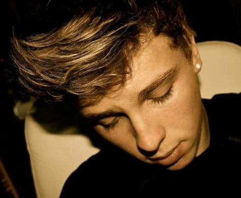 E3 a boyband? Go back to the 1D fandom. hollaaaa °·°·° Wes Stromberg is gorgeous·° Don't be rachet #TeamFollowBack #Emblem3