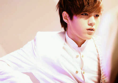 ผมแอล มยองซู bot - INFINITE หล่อน่ารักเป็นกันเองฟอลมาคุยกับผมเยอะๆนะครับ*ส่งจูบ* real : @INFINITELKIM  #24/7Family  | ♥ @KimKeyQK_bot