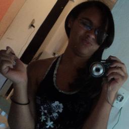 clariice_silvaa's profile picture. ;Na incerterza de obter resultados alegres, tento aprender o sentido desta vida que depende de mim para ser o que ela é de verdade.